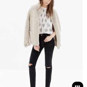 9" High-Rise Skinny Jeans in Black